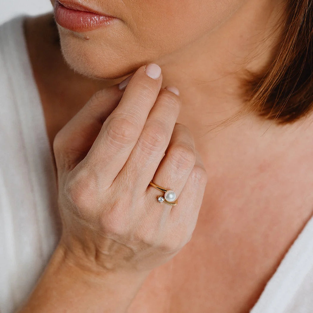 Perl-Ring 925/- Silber mit Diamonfire-Zirk.